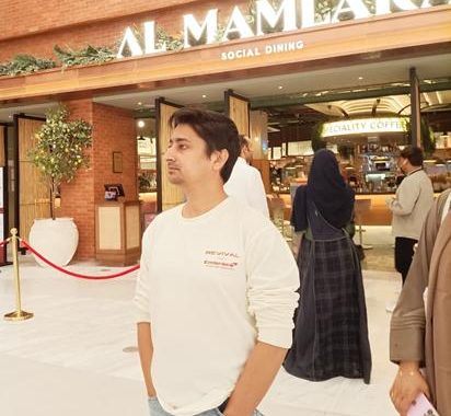 M Kabeer Khan of Renez (2)