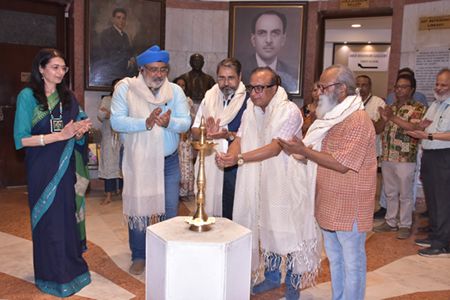 Artist Alka Bhrushundi (3)