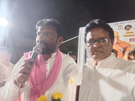 Ashfaque Khopekar At Saint Gadge Baba (5)