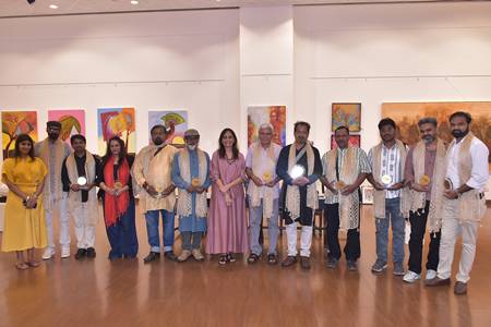 etherealvisionspaintingssculptureexhibition (3)