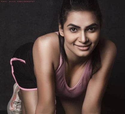 Actress Diksha Sharma (3)