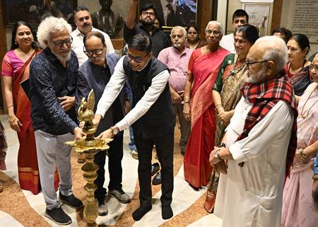 Artist Dr Shefali Samir Bhujbal - Continuum (6)