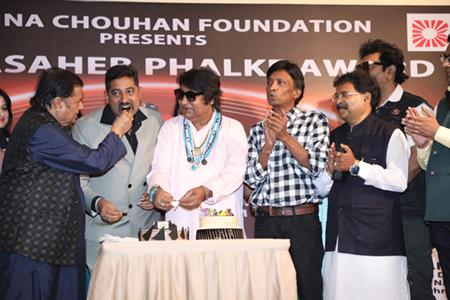 7th Legend Dadasaheb Phalke Award (3)